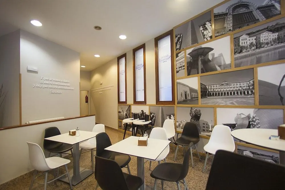***  Hotel Sirimiri Bilbao España